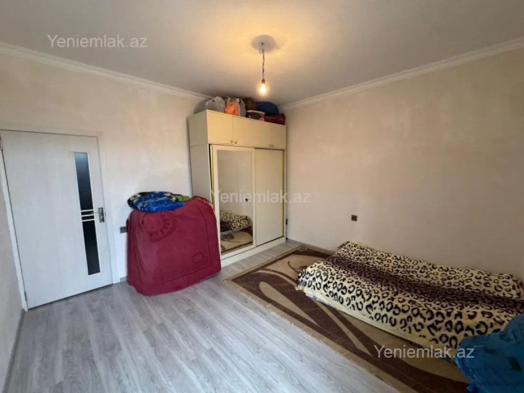 Satılır 4 otaqlı həyət evi 120 m²