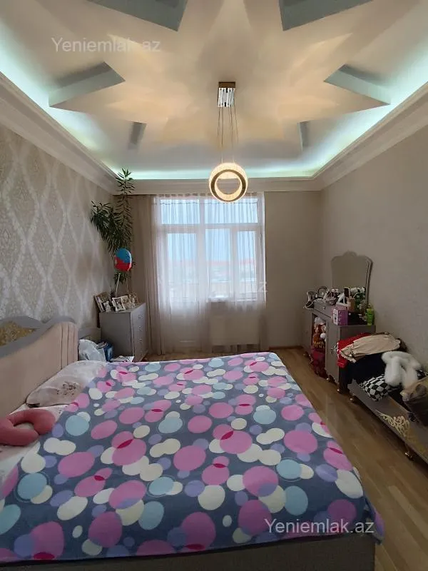 Satılır 2 otaqlı yeni tikili 52 m²