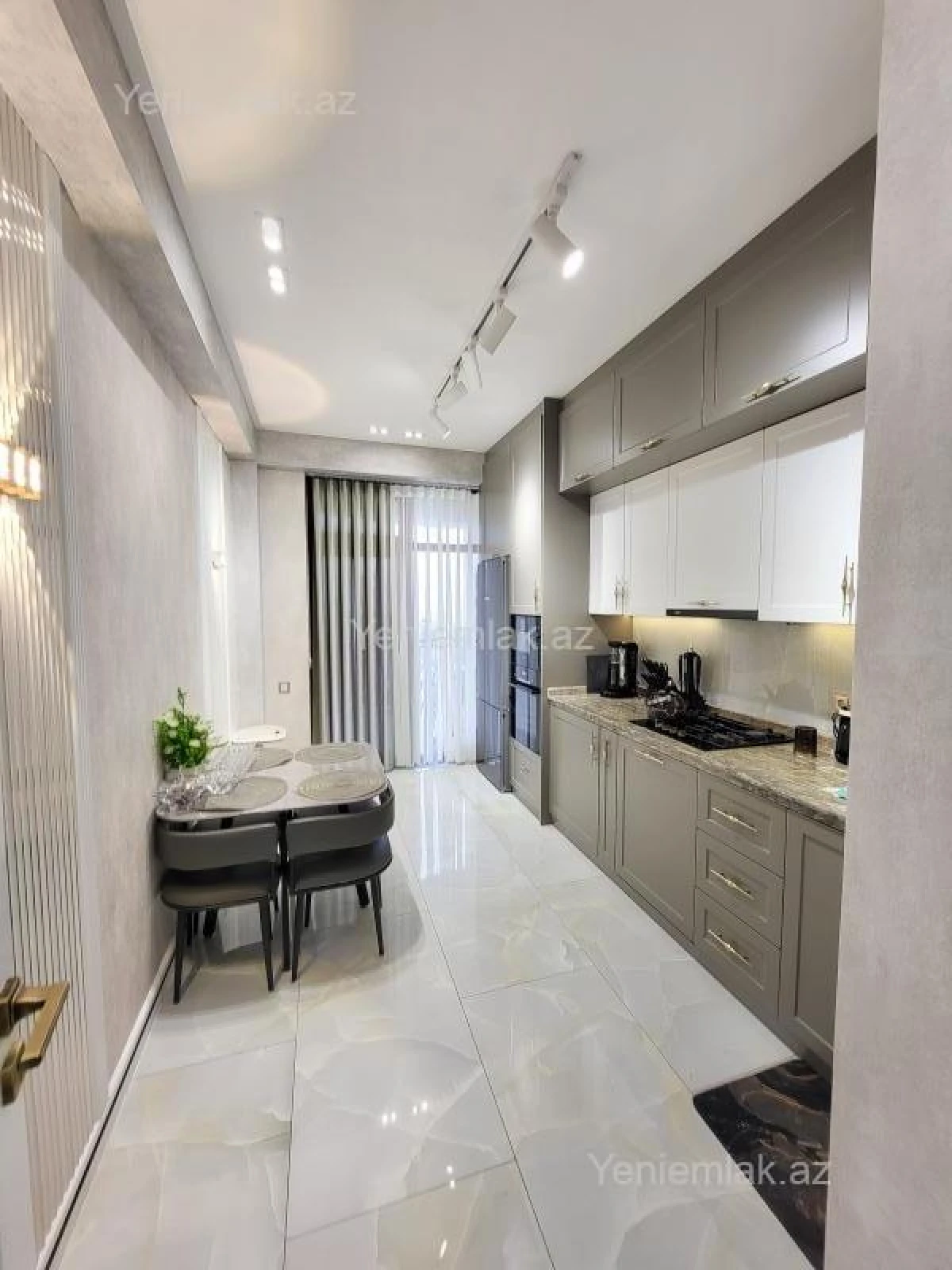 Satılır 3 otaqlı yeni tikili 117 m²