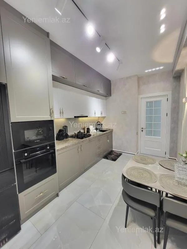 Satılır 3 otaqlı yeni tikili 117 m²