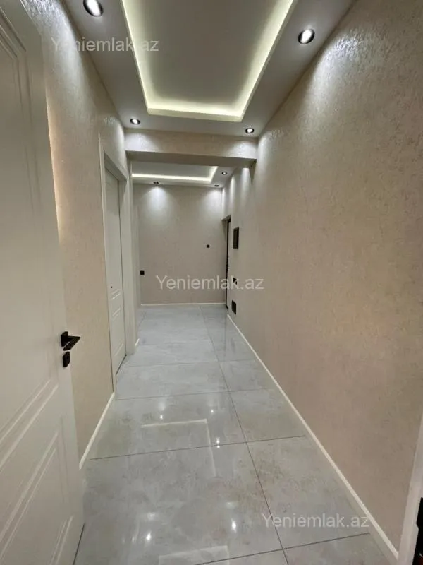 Satılır 3 otaqlı yeni tikili 84 m²