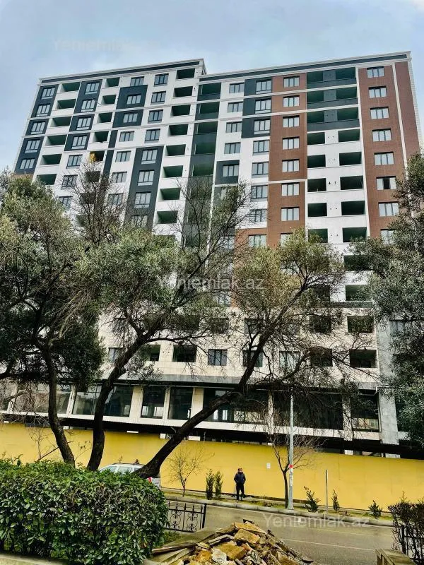 Satılır 3 otaqlı yeni tikili 84 m²