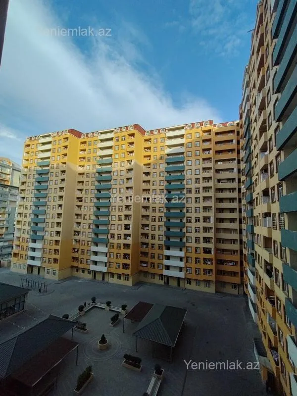 Satılır 4 otaqlı yeni tikili 155 m²