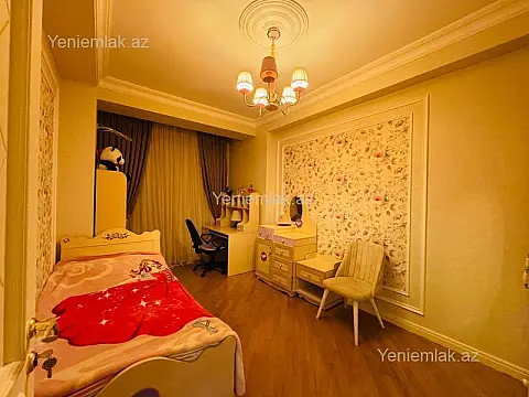 Satılır 4 otaqlı yeni tikili 155 m²