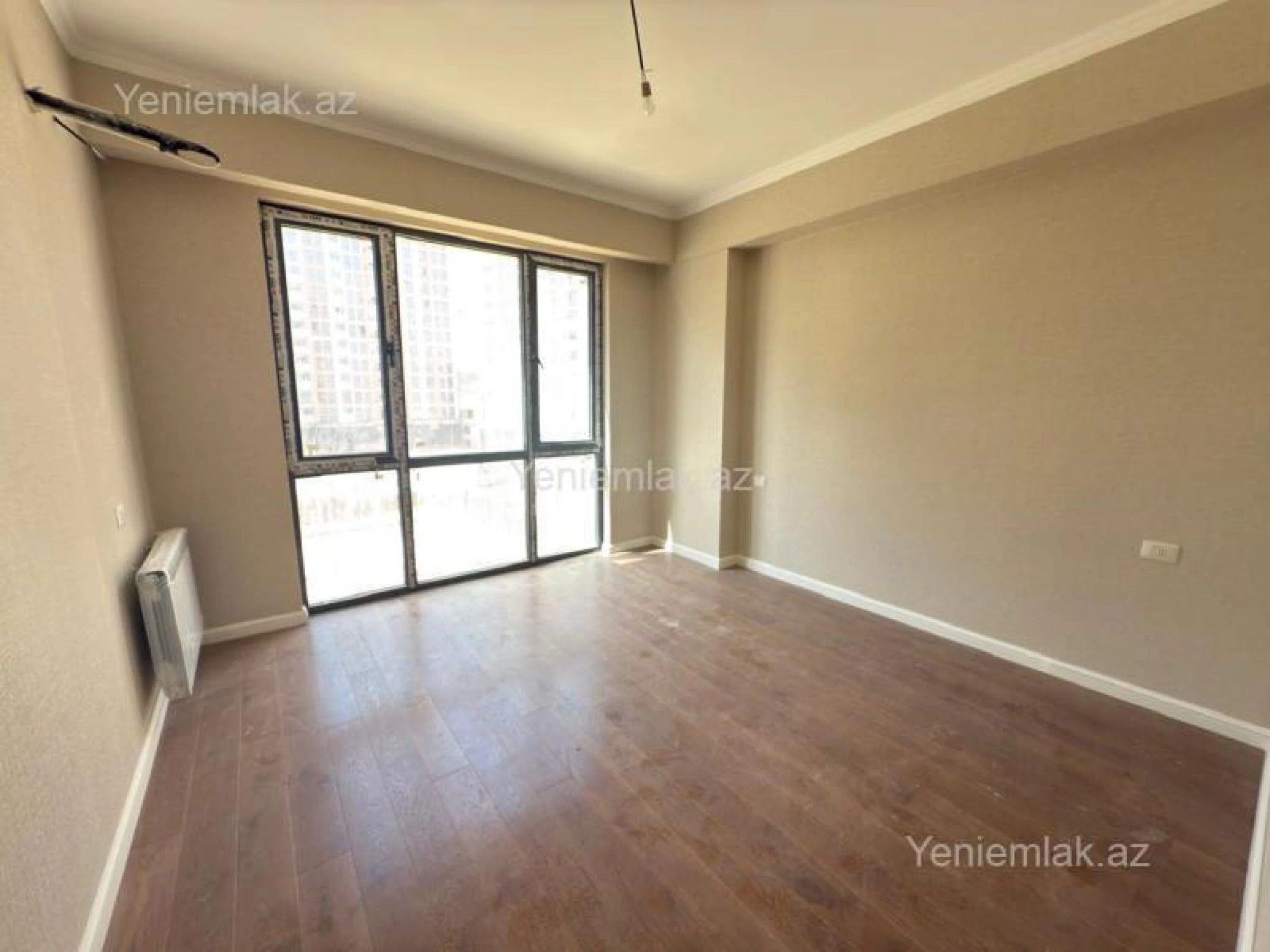 Satılır 4 otaqlı yeni tikili 120 m²