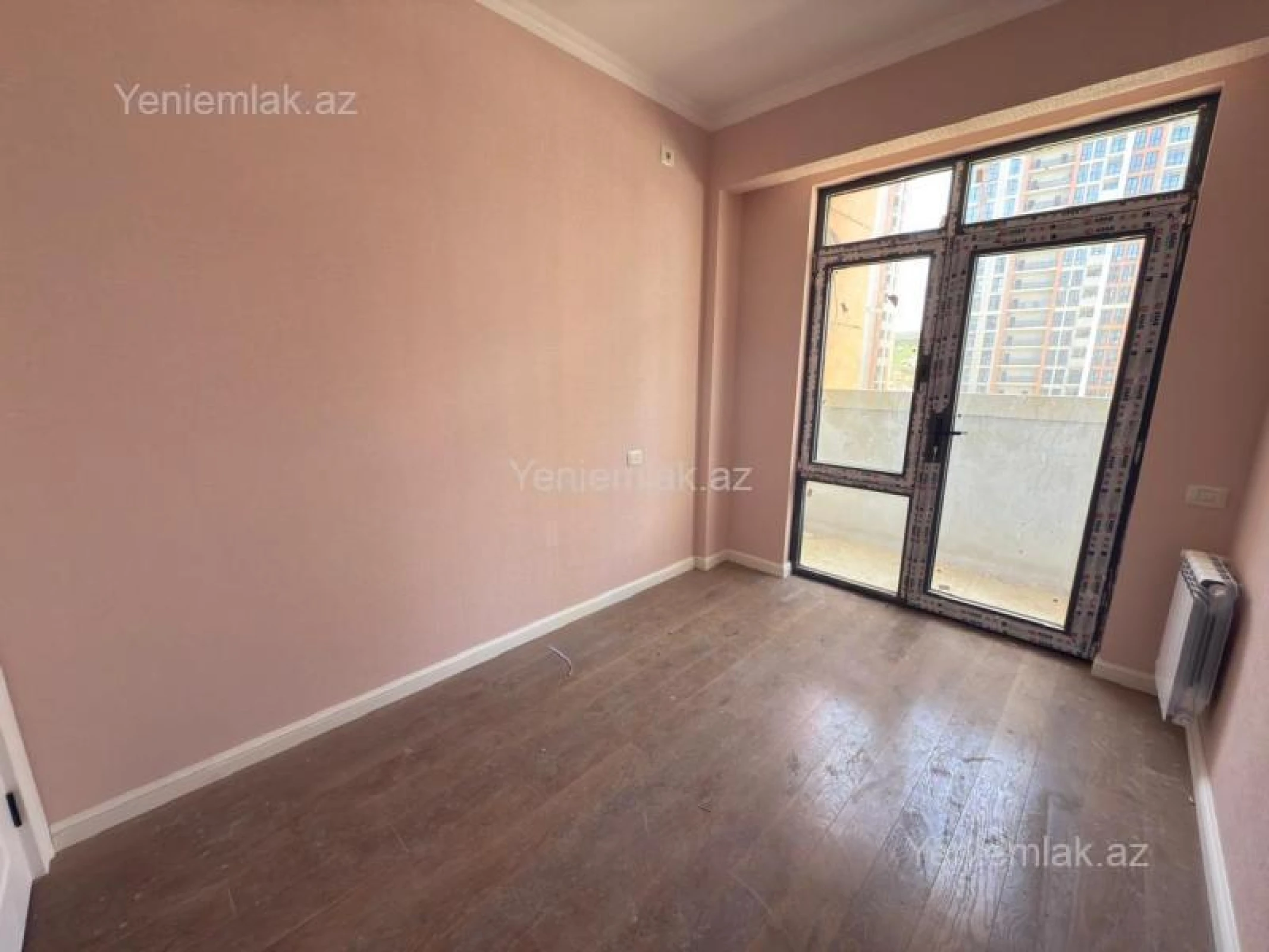 Satılır 4 otaqlı yeni tikili 120 m²