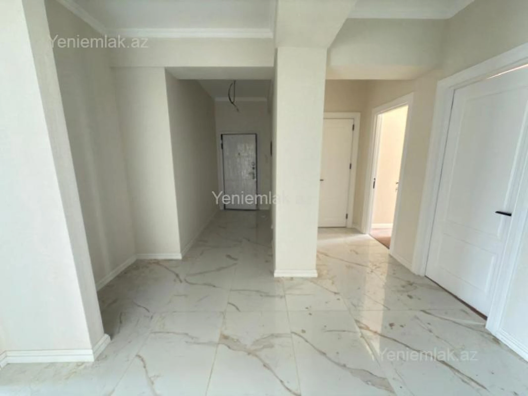 Satılır 4 otaqlı yeni tikili 120 m²