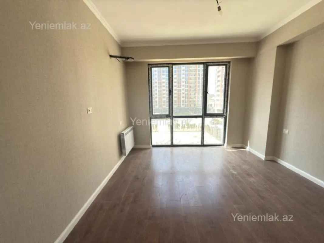 Satılır 4 otaqlı yeni tikili 120 m²