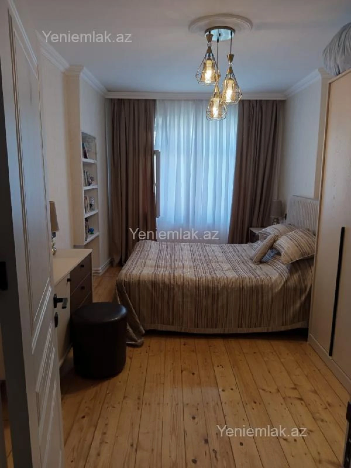 Satılır 3 otaqlı köhnə tikili 74 m²