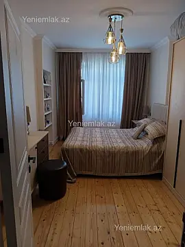 Satılır 3 otaqlı köhnə tikili 74 m²