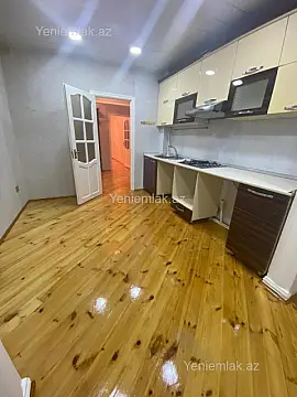 Satılır 3 otaqlı köhnə tikili 90 m²