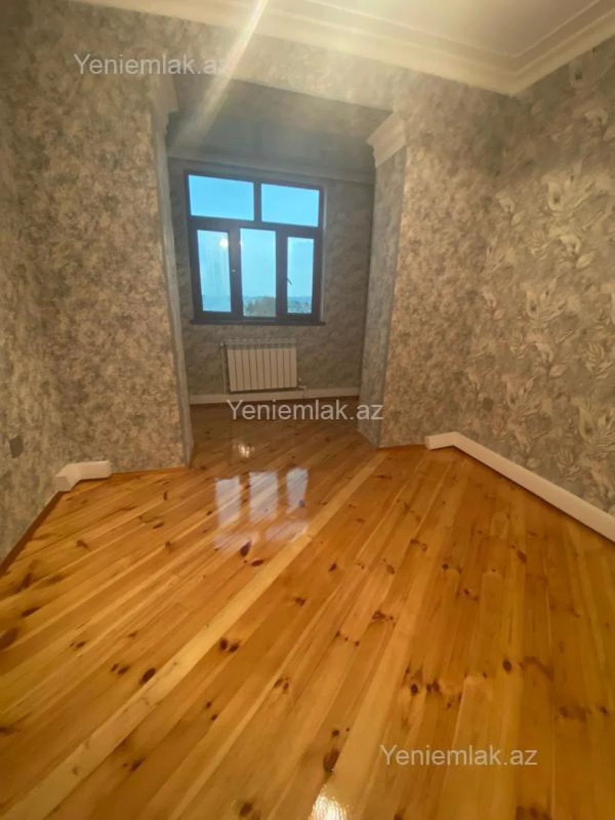 Satılır 3 otaqlı köhnə tikili 90 m²
