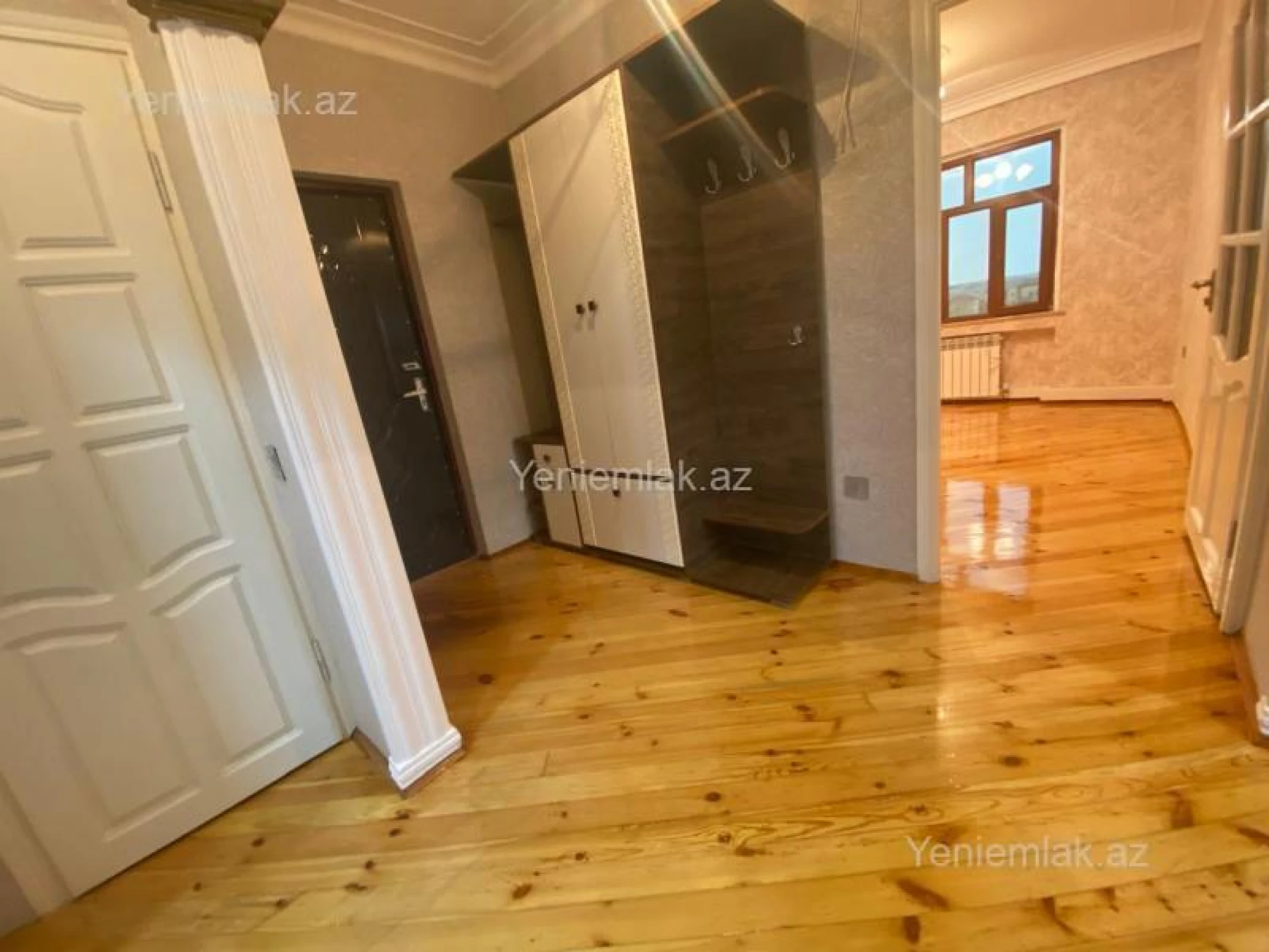 Satılır 3 otaqlı köhnə tikili 90 m²