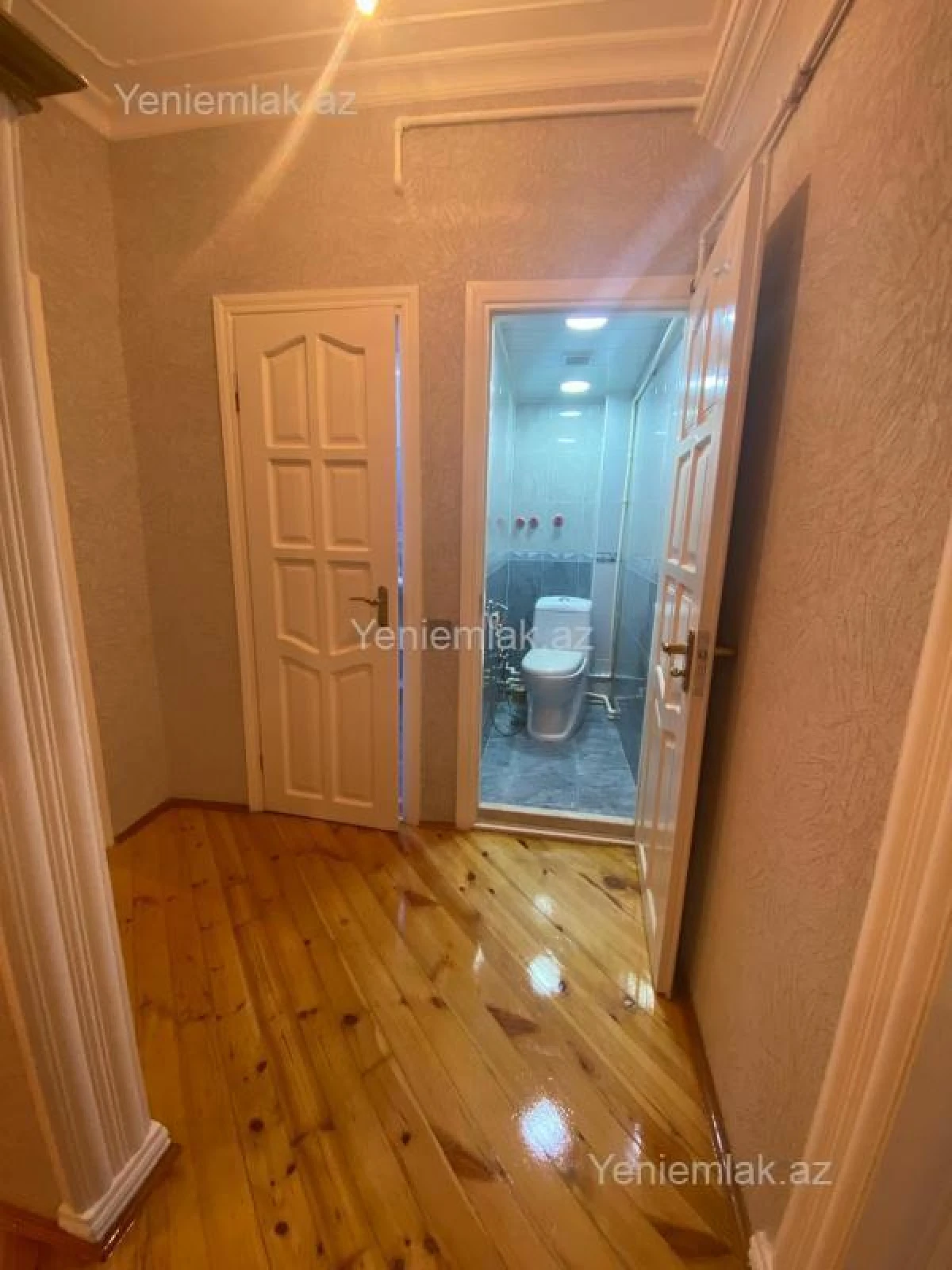 Satılır 3 otaqlı köhnə tikili 90 m²