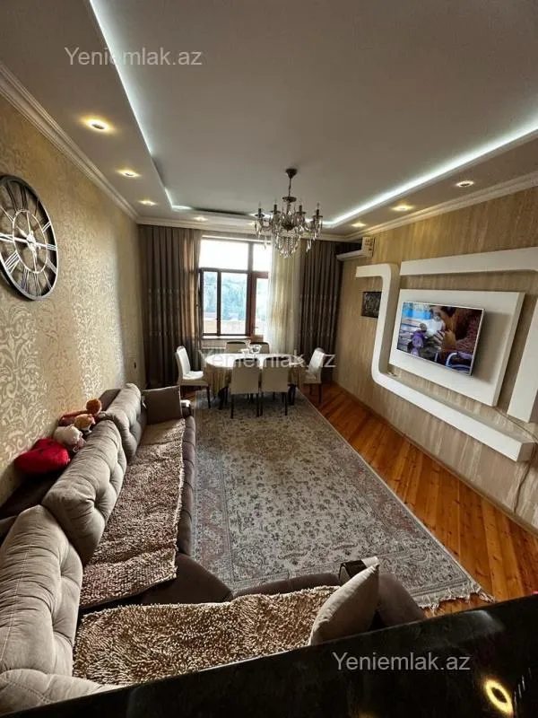 Satılır 3 otaqlı yeni tikili 90 m²