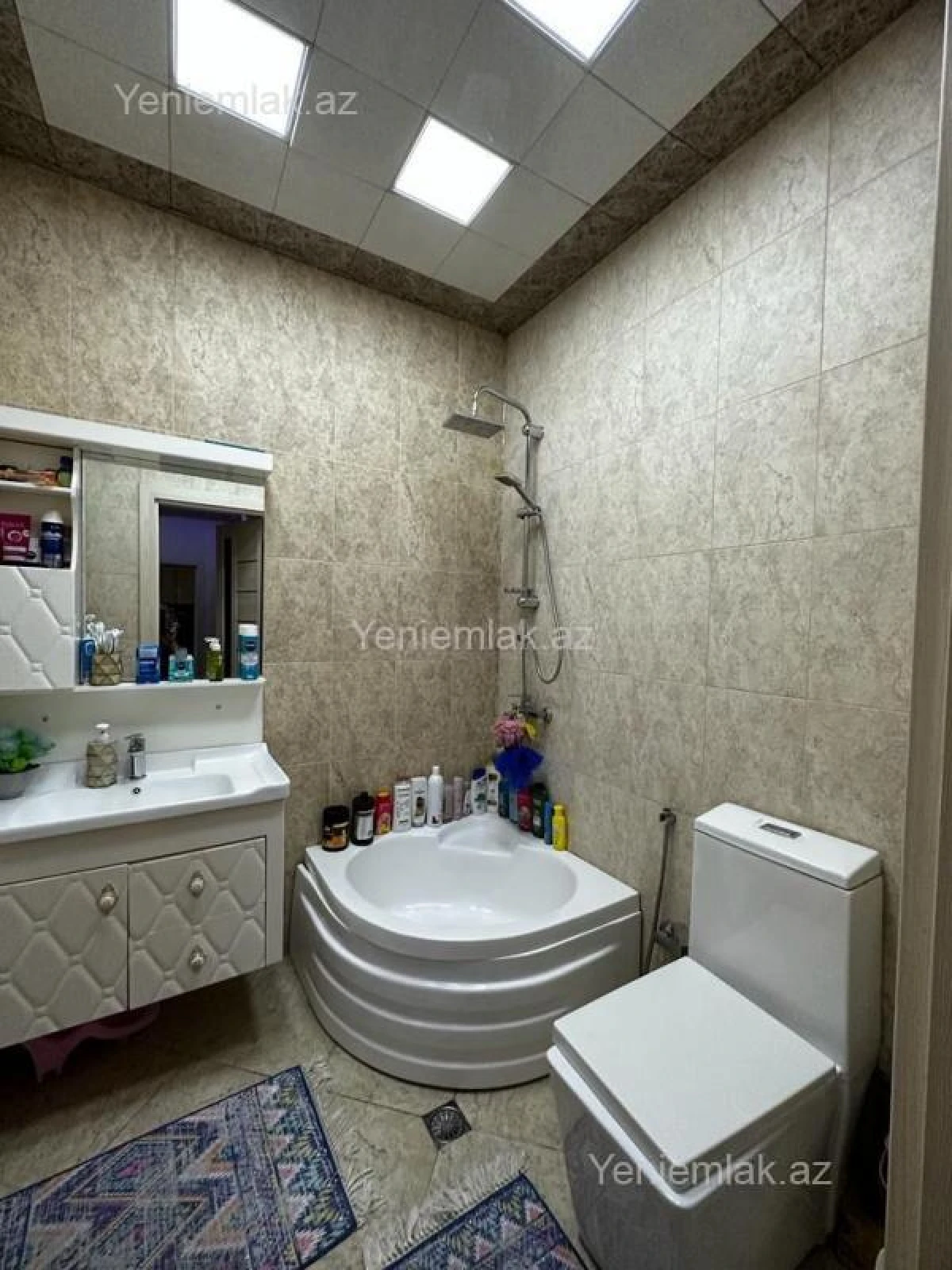 Satılır 3 otaqlı yeni tikili 90 m²