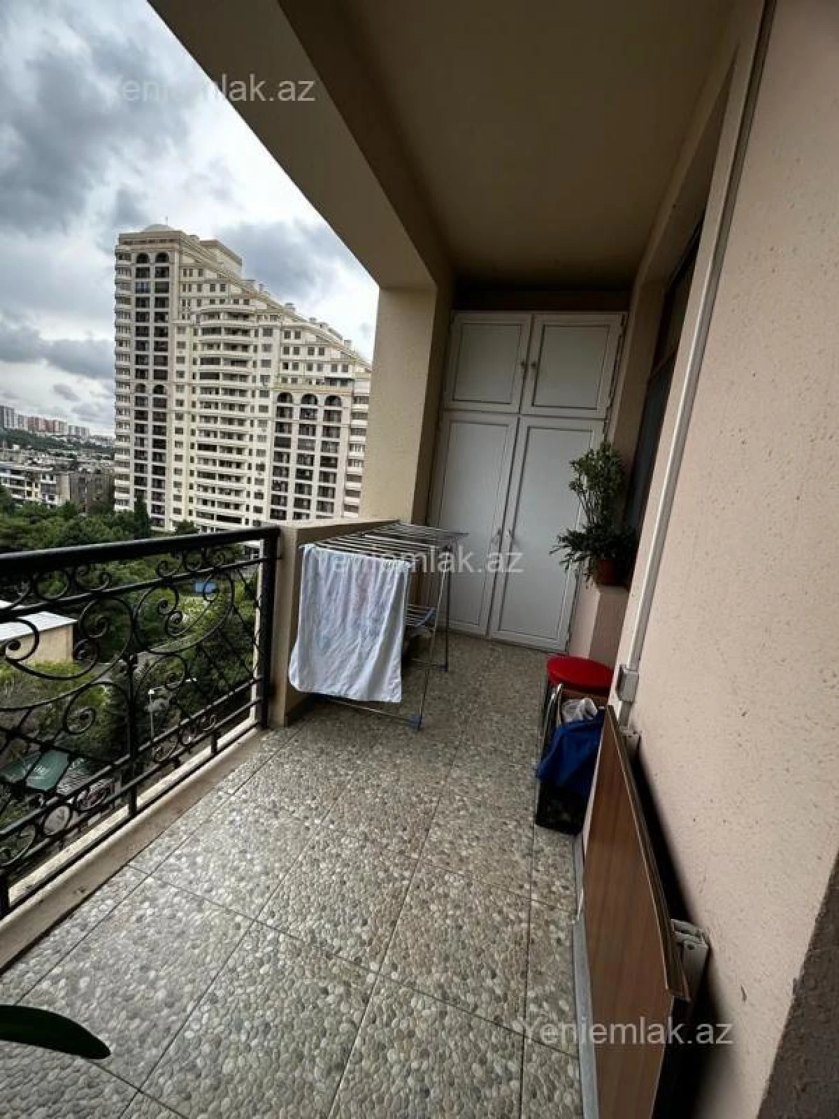 Satılır 3 otaqlı yeni tikili 90 m²