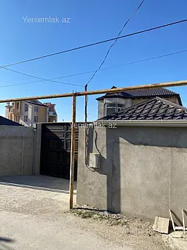 Satılır 6 otaqlı həyət evi 200 m²