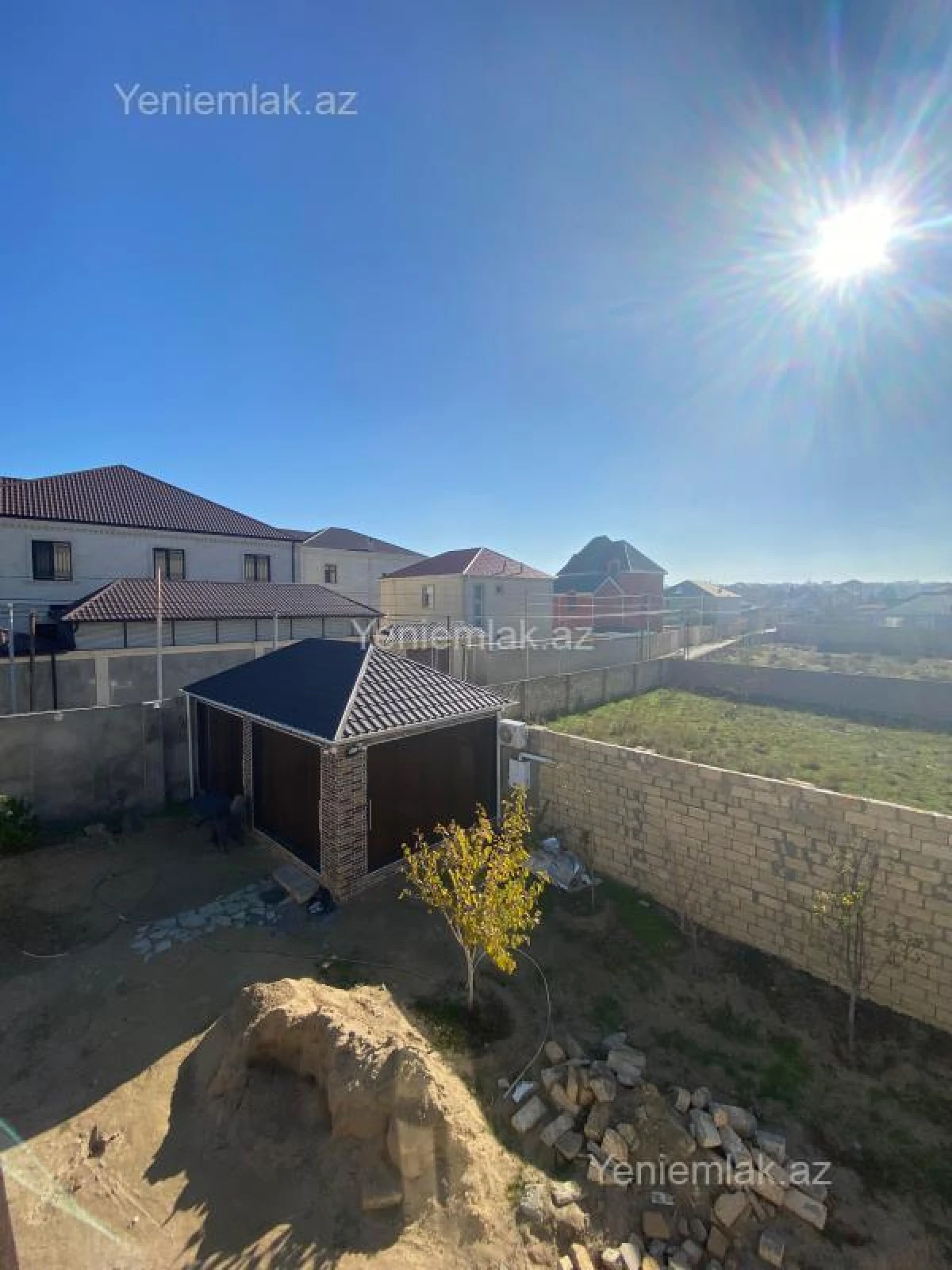 Satılır 6 otaqlı həyət evi 200 m²