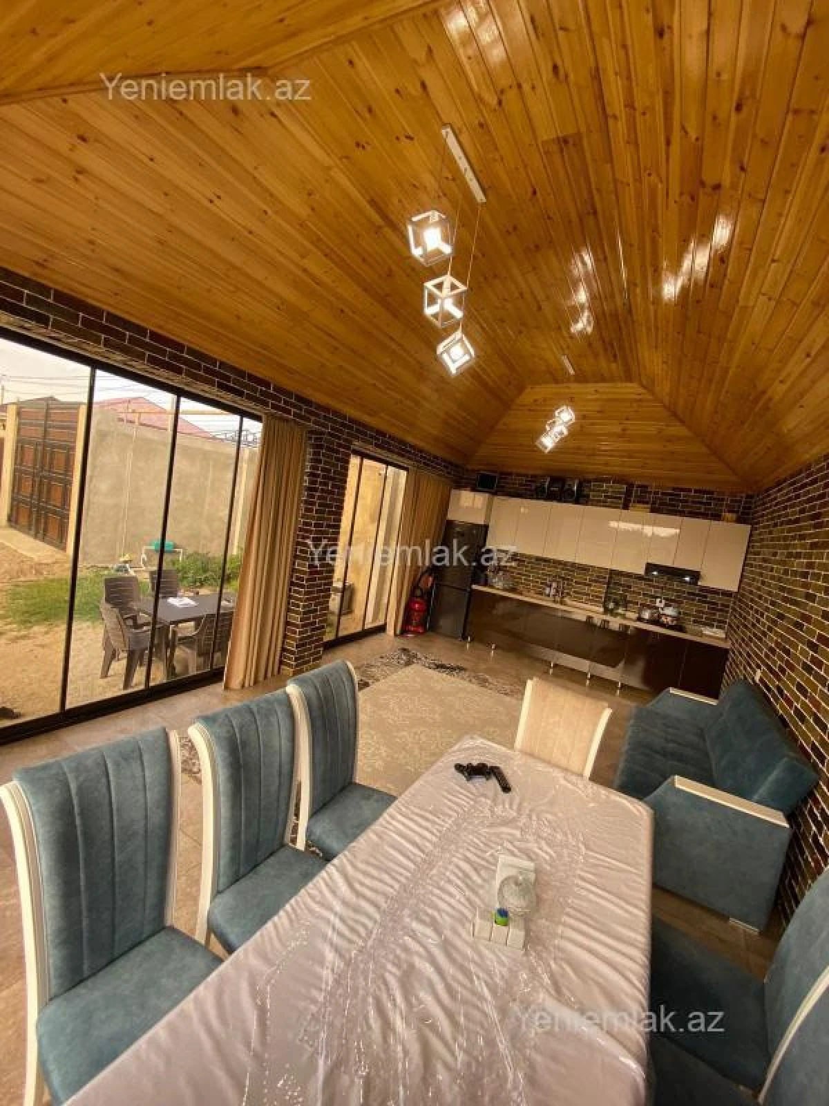 Satılır 6 otaqlı həyət evi 200 m²