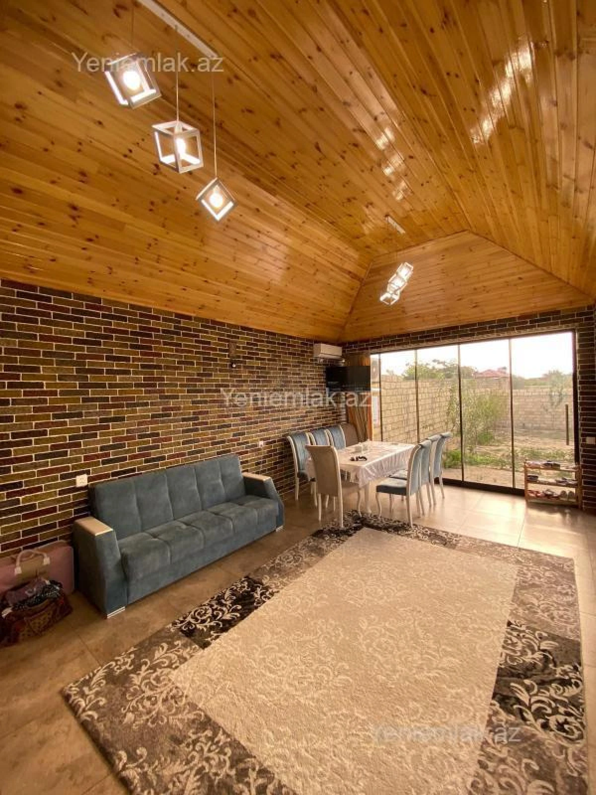 Satılır 6 otaqlı həyət evi 200 m²