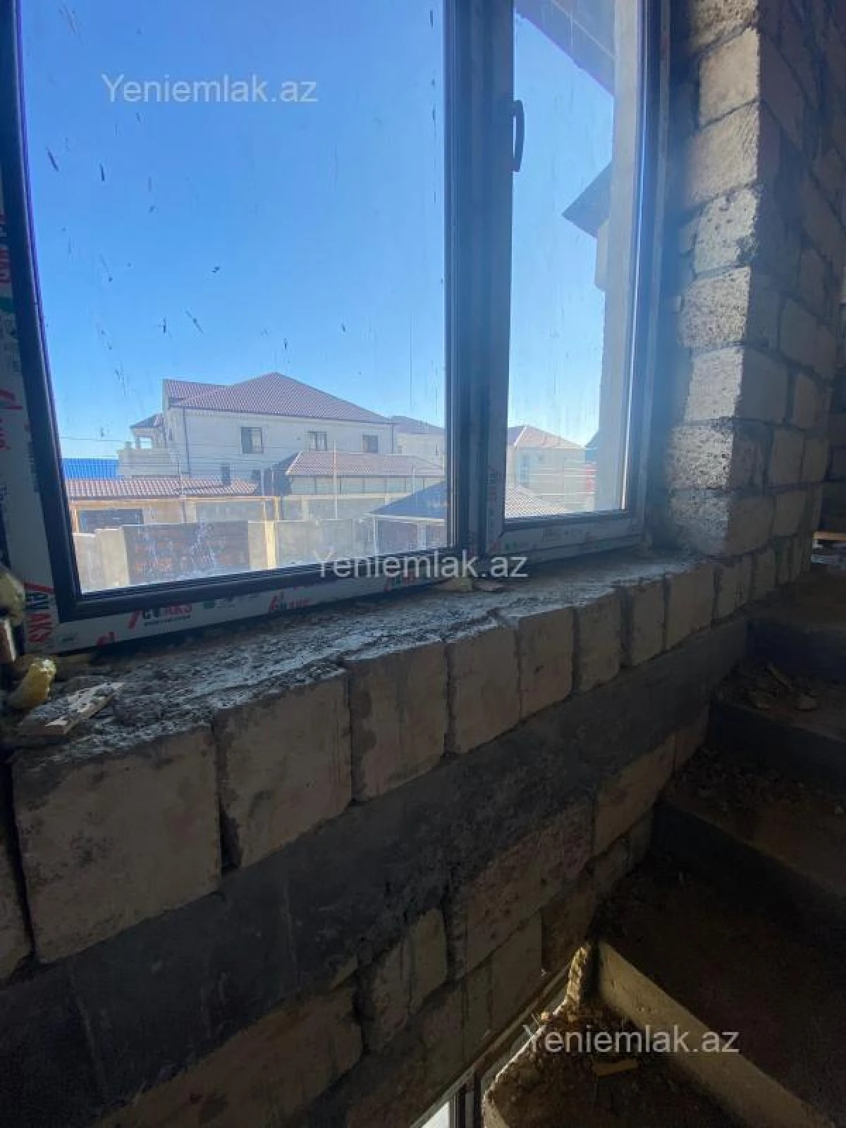 Satılır 6 otaqlı həyət evi 200 m²