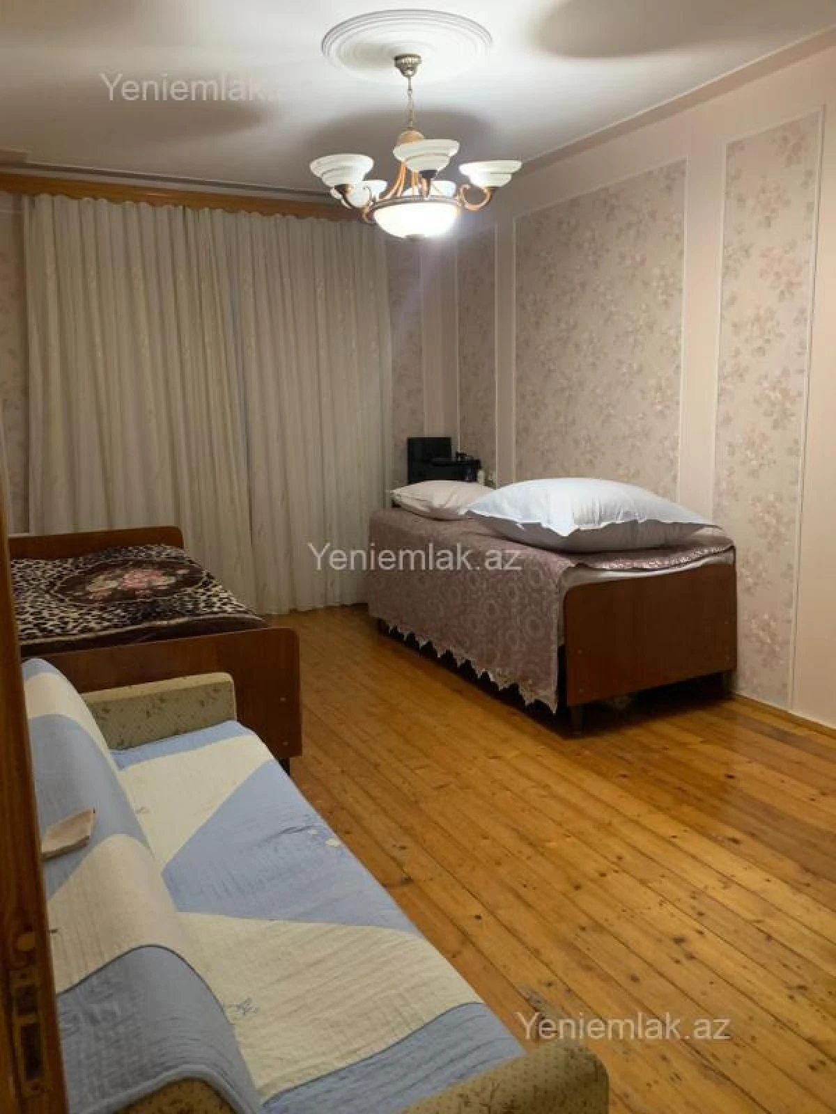 Satılır 4 otaqlı köhnə tikili 110 m²