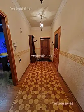 Satılır 3 otaqlı köhnə tikili 82 m²
