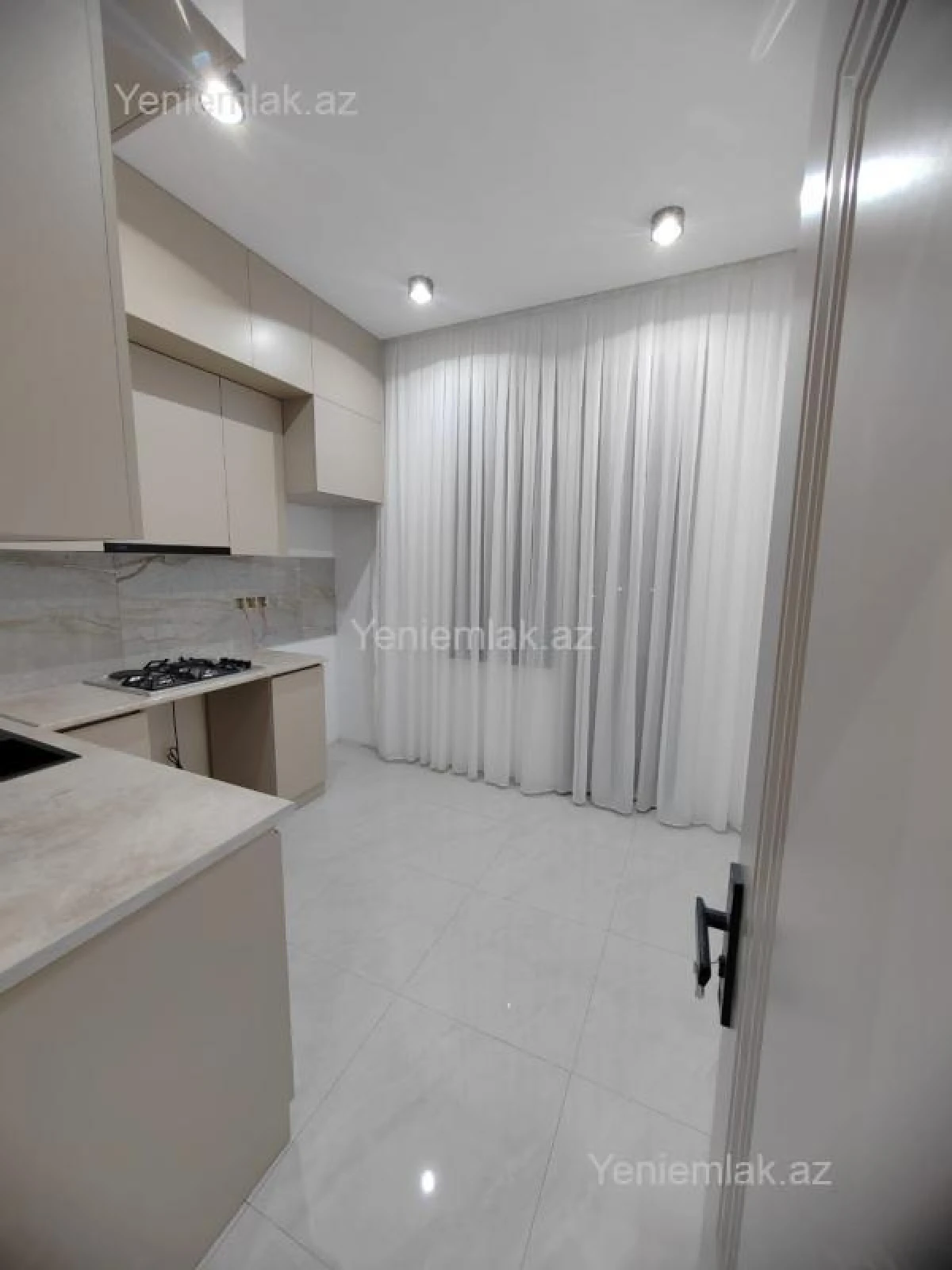 Satılır 2 otaqlı yeni tikili 58 m²
