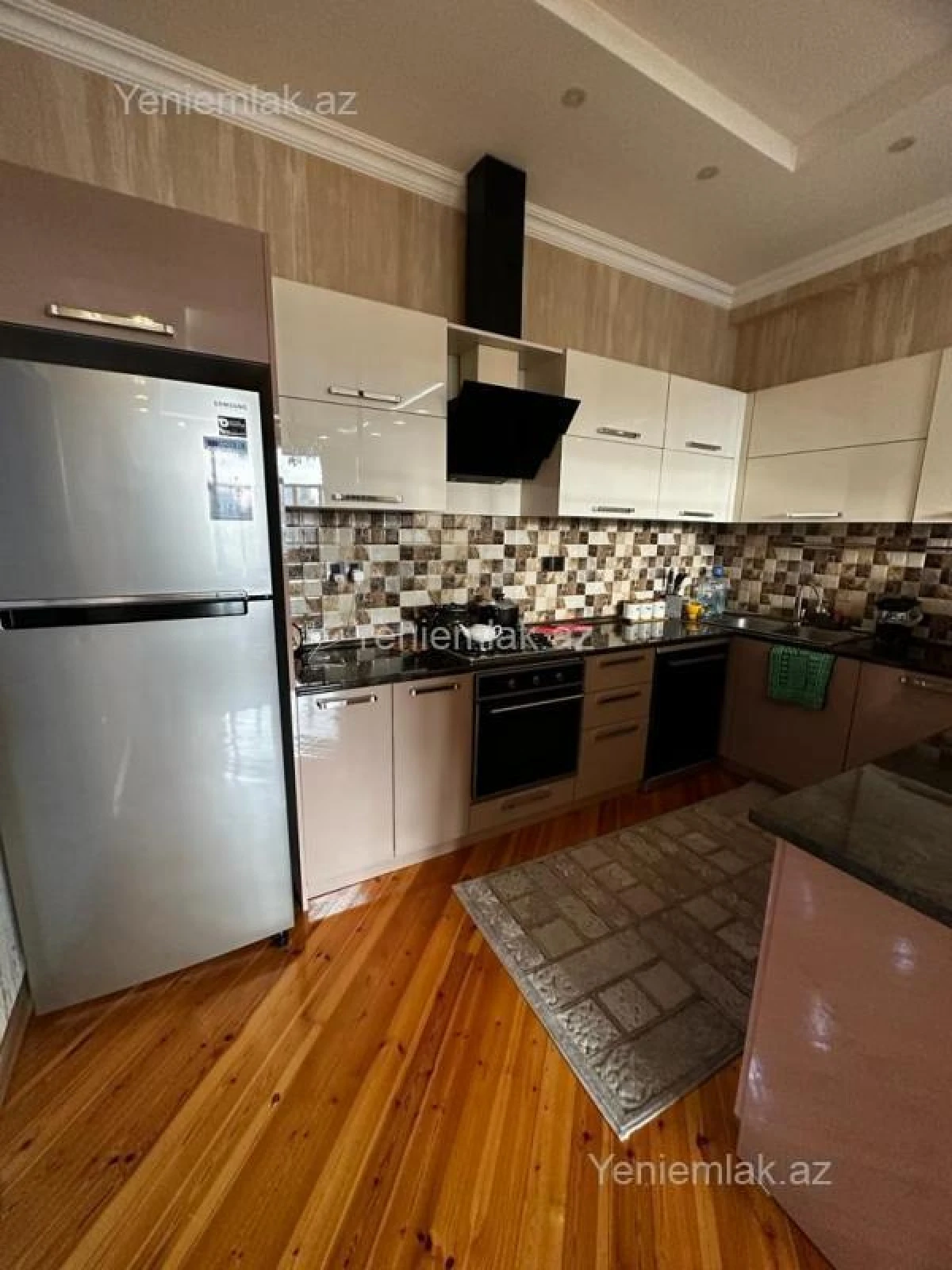 Satılır 3 otaqlı yeni tikili 92 m²