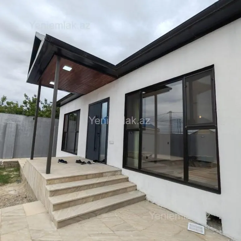 Satılır 4 otaqlı həyət evi 140 m²