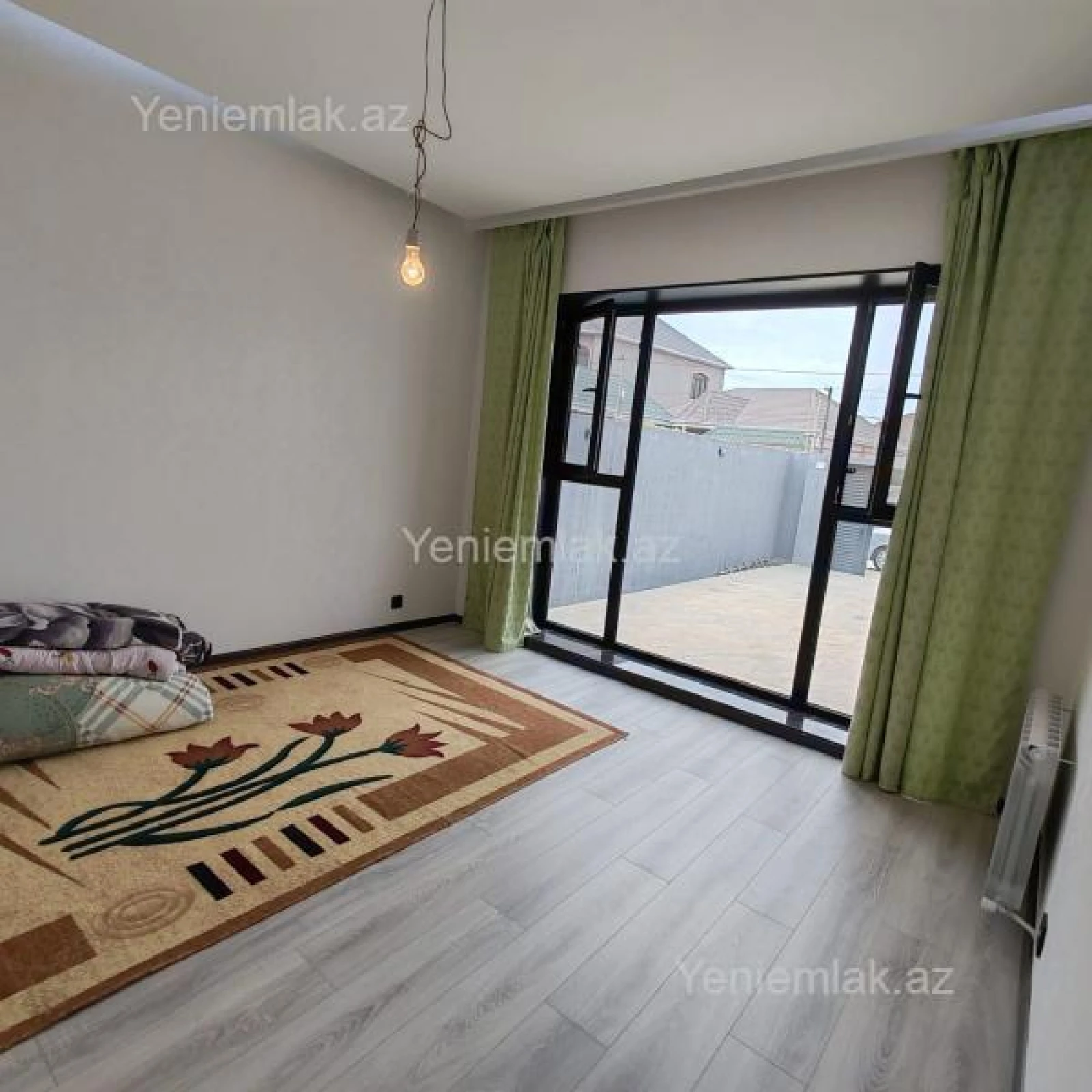 Satılır 4 otaqlı həyət evi 140 m²