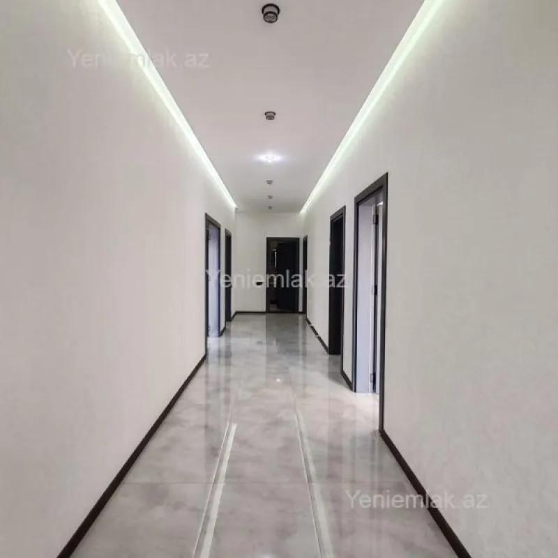 Satılır 4 otaqlı həyət evi 140 m²