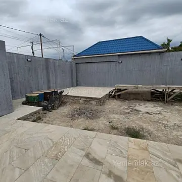 Satılır 4 otaqlı həyət evi 140 m²