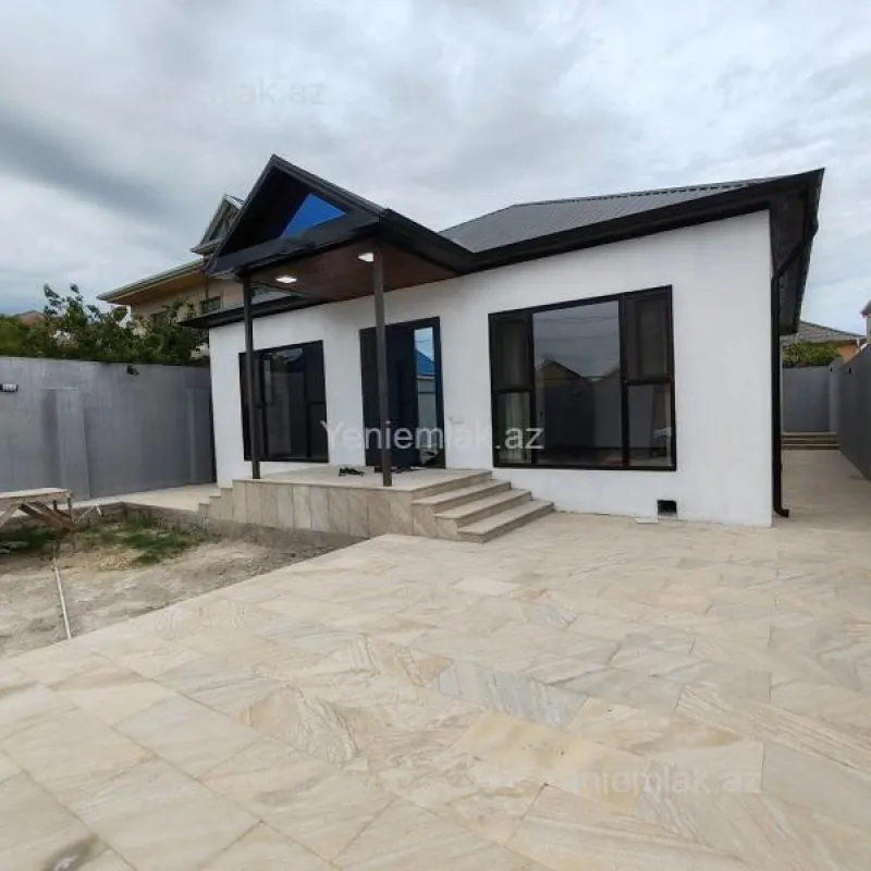 Satılır 4 otaqlı həyət evi 140 m²