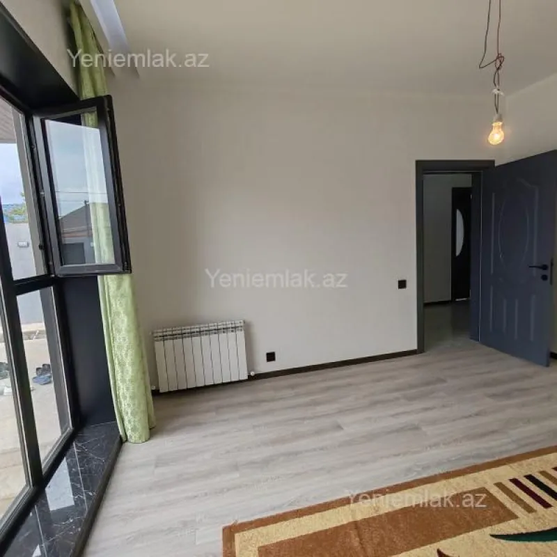 Satılır 4 otaqlı həyət evi 140 m²