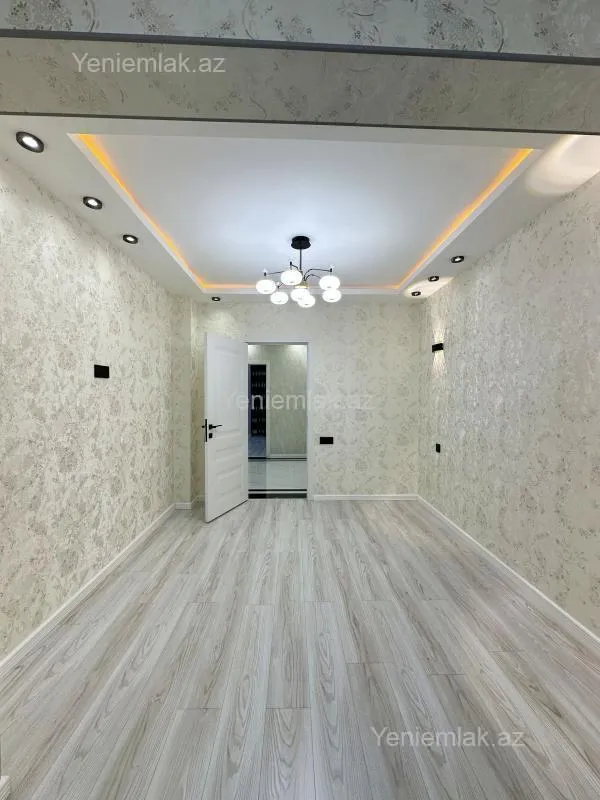 Satılır 3 otaqlı köhnə tikili 90 m²