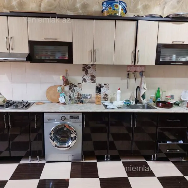 Satılır 4 otaqlı həyət evi 170 m²