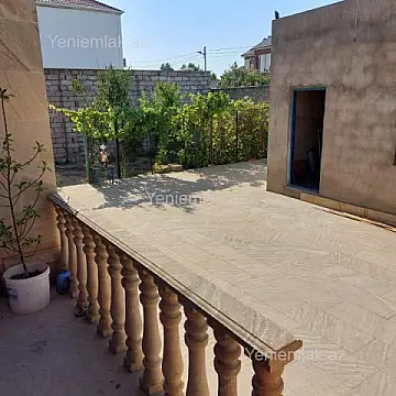 Satılır 4 otaqlı həyət evi 170 m²