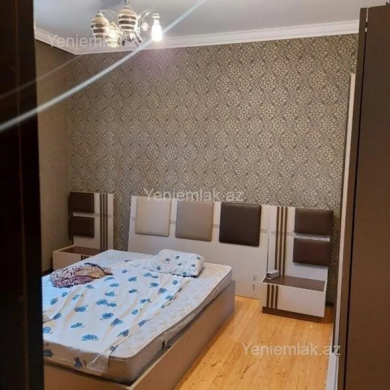 Satılır 4 otaqlı həyət evi 170 m²