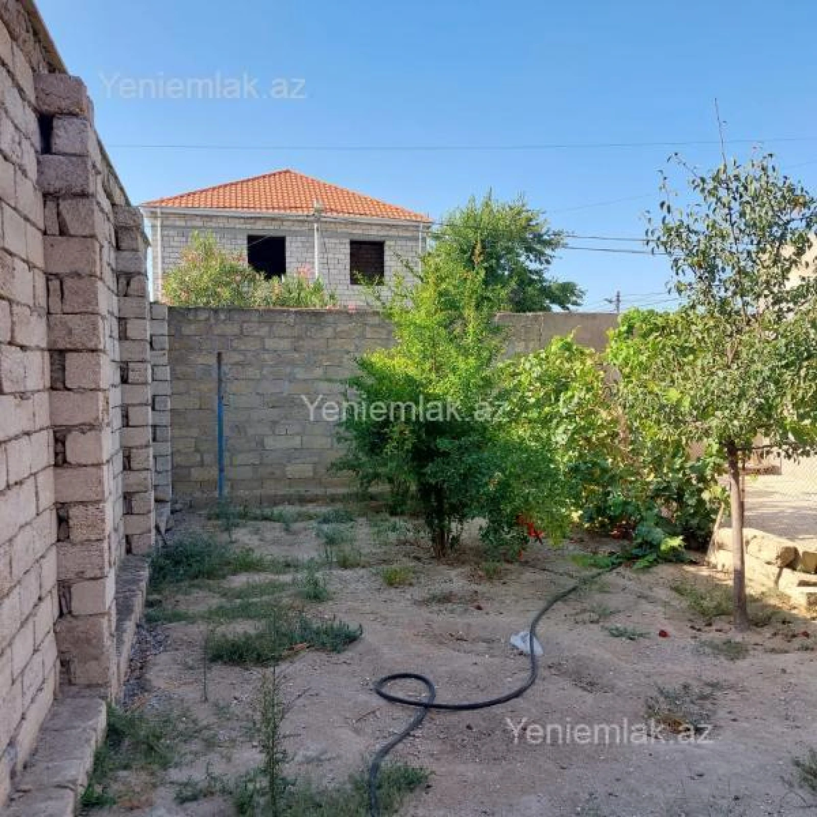 Satılır 4 otaqlı həyət evi 170 m²