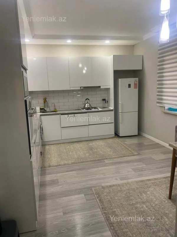 Satılır 4 otaqlı həyət evi 140 m²