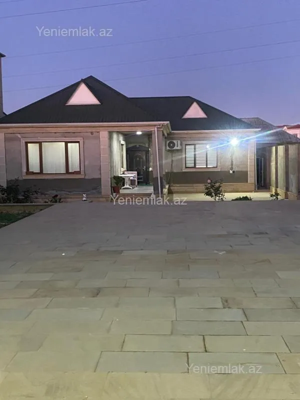Satılır 4 otaqlı həyət evi 140 m²