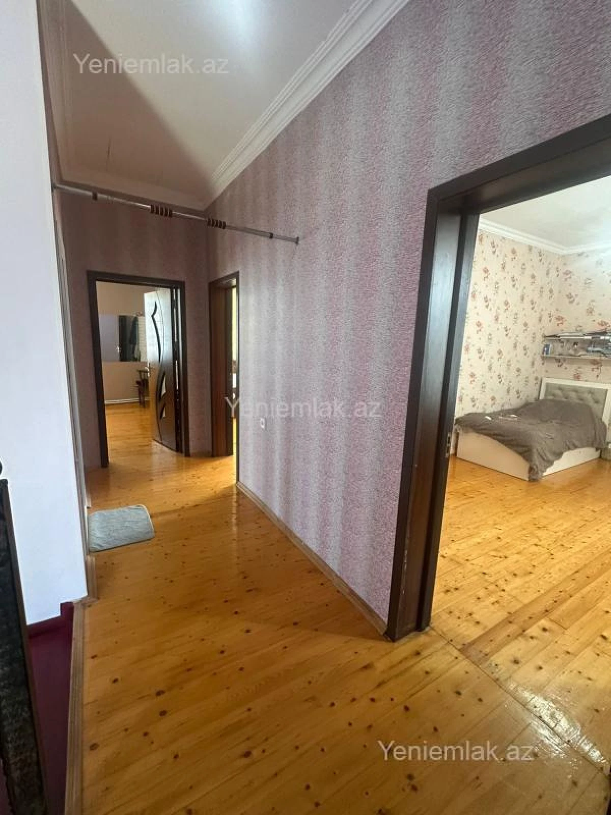Satılır 4 otaqlı həyət evi 200 m²
