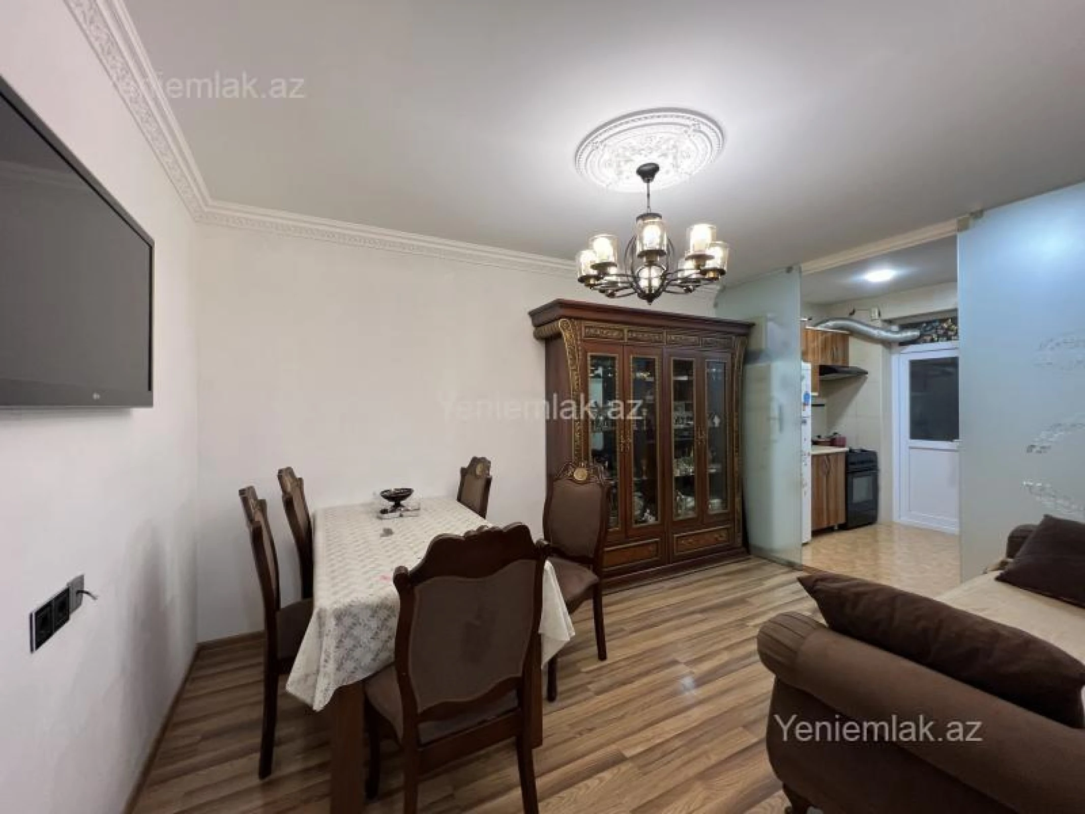 Satılır 3 otaqlı yeni tikili 130 m²