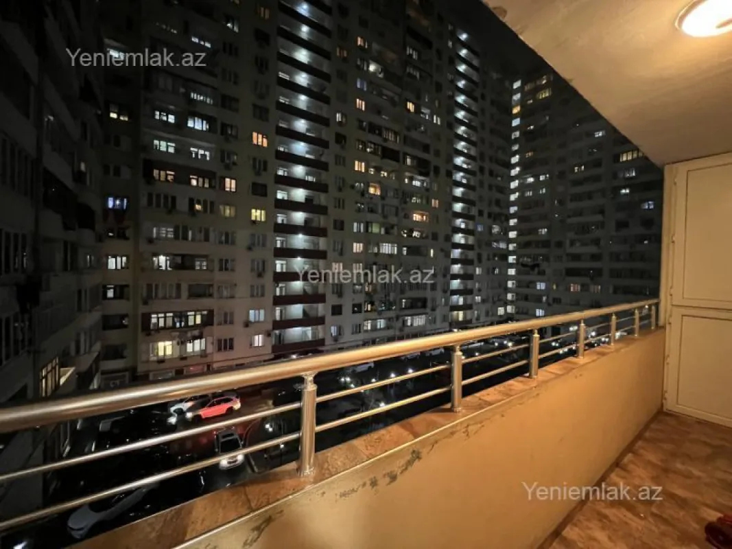 Satılır 3 otaqlı yeni tikili 130 m²