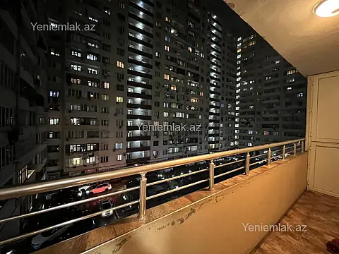 Satılır 3 otaqlı yeni tikili 130 m²