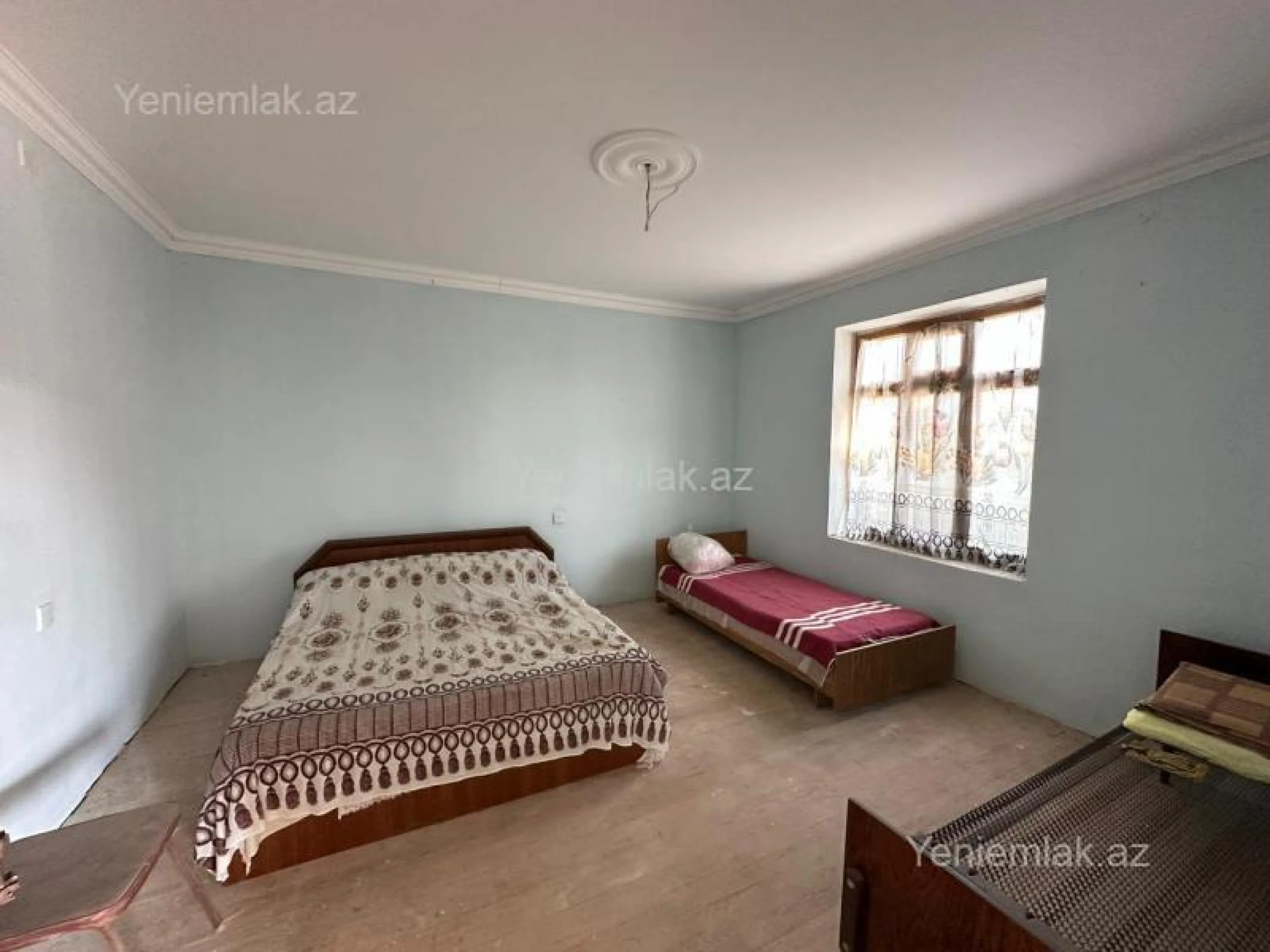 Satılır 5 otaqlı həyət evi 150 m²