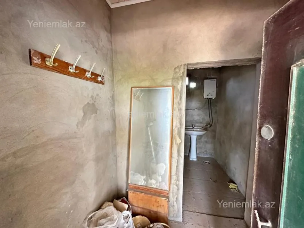 Satılır 5 otaqlı həyət evi 150 m²