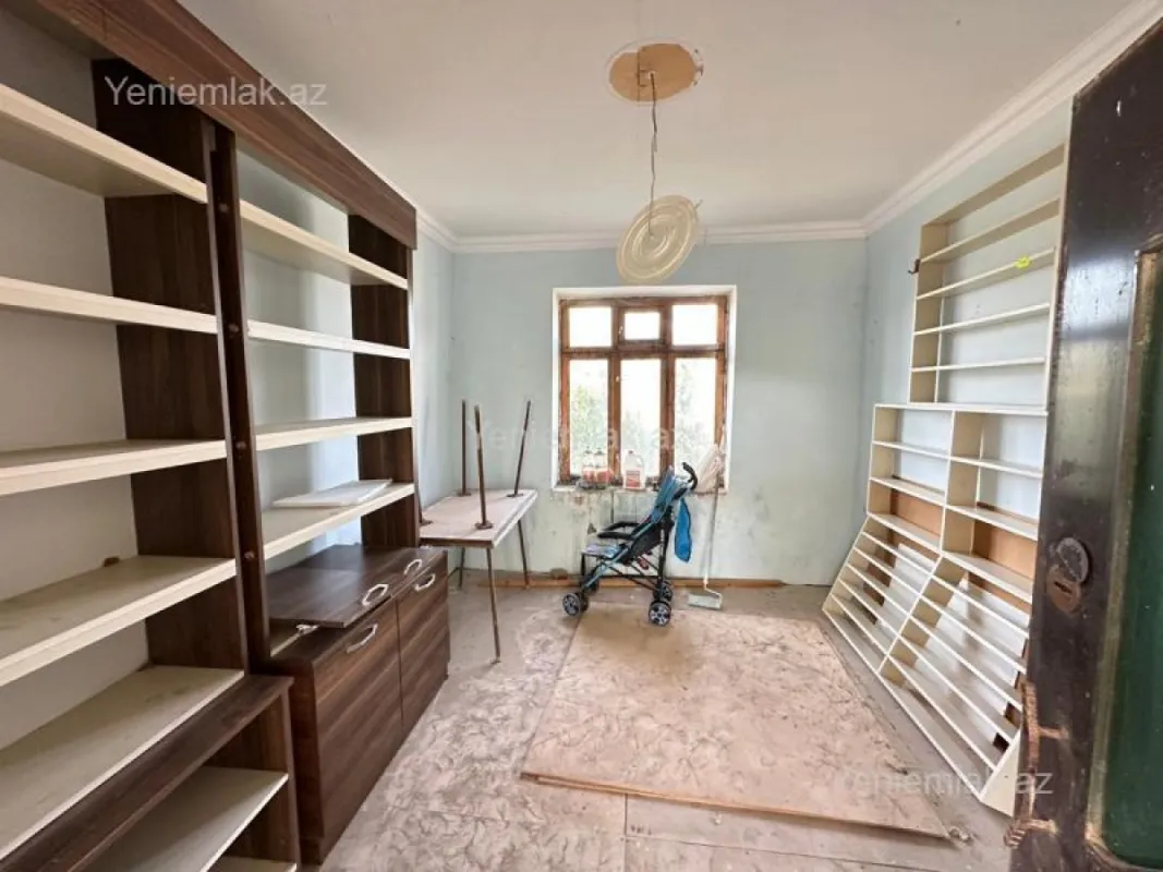 Satılır 5 otaqlı həyət evi 150 m²